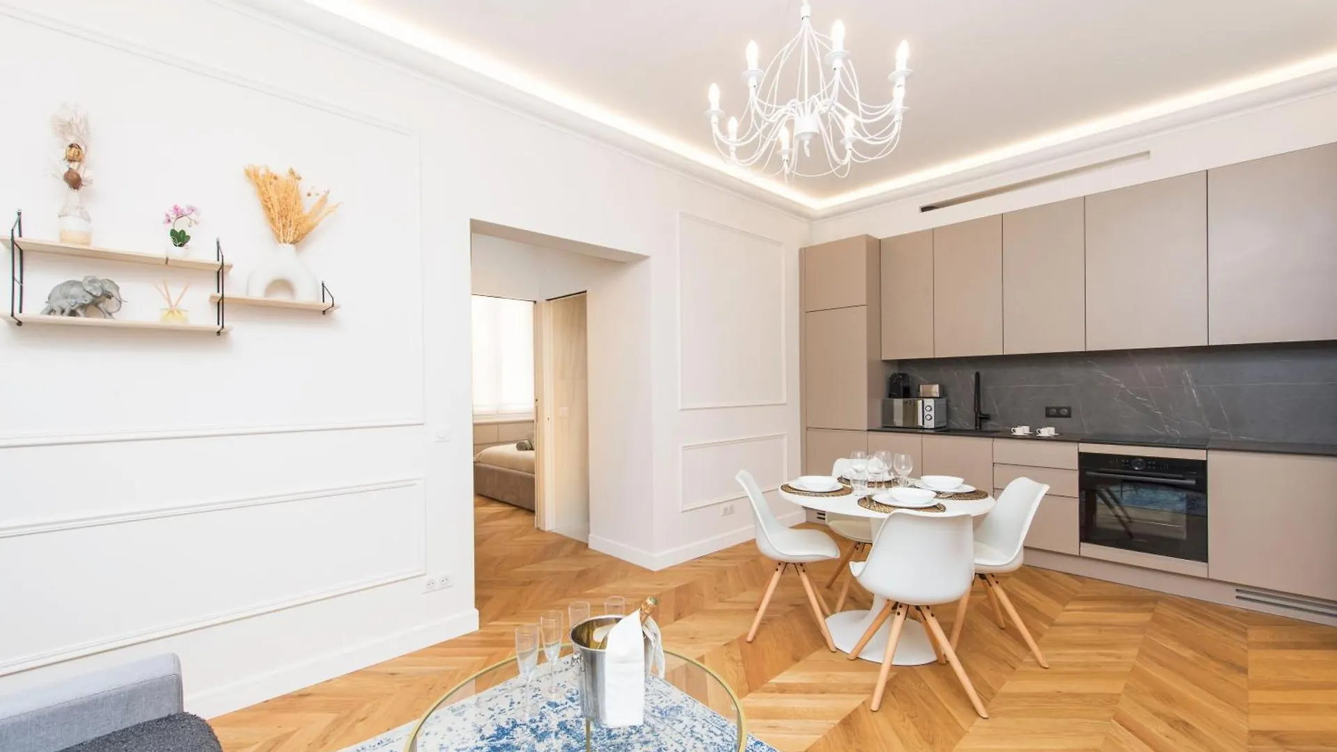 5Mn Monaco - Luxueux Appartement - Bt Beausoleil 0*,  France